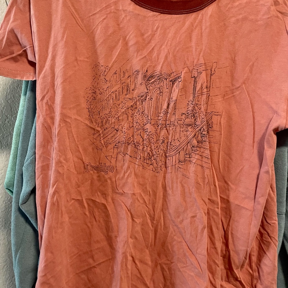 American Eagle top Medium “Brooklyn”